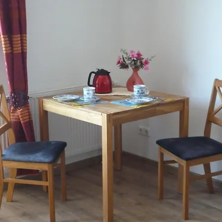 Am Altstadt - Yachthafen Apartamento *